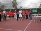 Entrega del trofeo al subcampeón Santi Penades