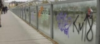 El juicio a menores grafiteros, pendiente de un estudio caligráfico de pintadas en parques y columpios.