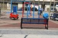 Renovacion de parques infantiles y mobiliario urbano en Burriana