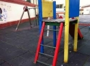 Los parques infantiles de exterior en Guijuelo se renuevan