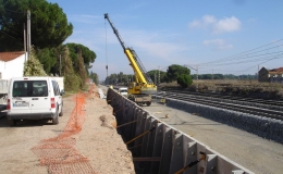 Variante este de la plataforma en la red ferroviaria Madrid-Valladolid (España)