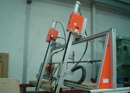 PRENSA PARA ARMAR CAJONES REF. 1277