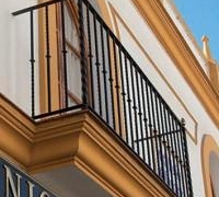 Rejas y balcones 136